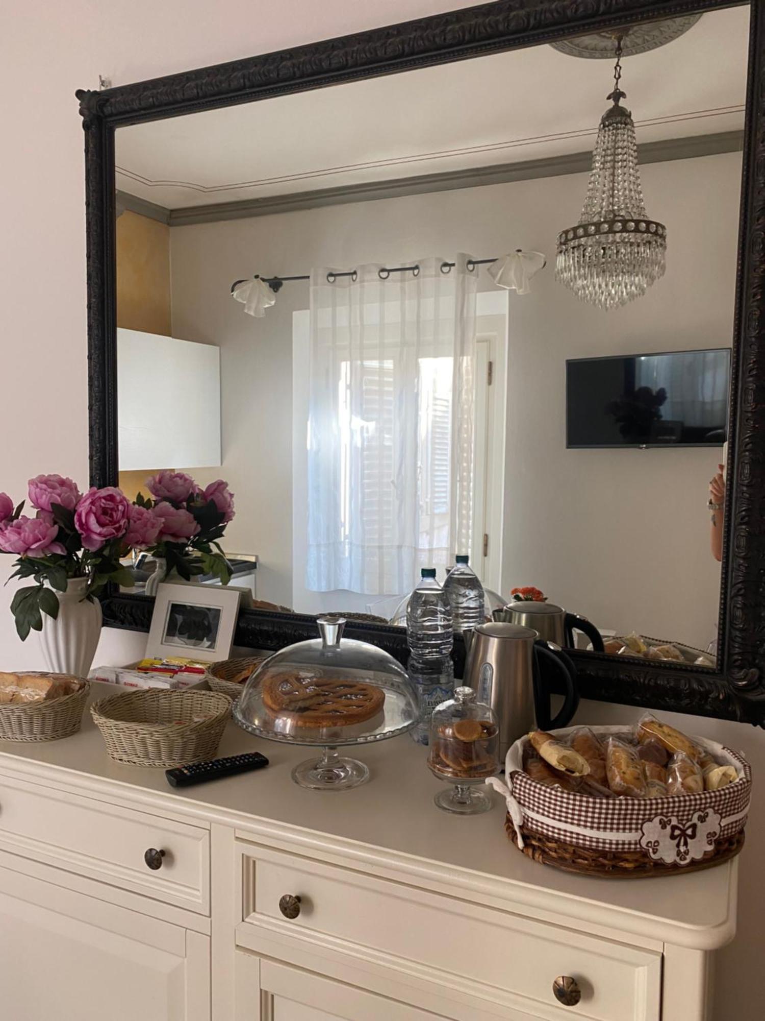 Palazzo Mari Suite & Rooms B&B Montevarchi Extérieur photo