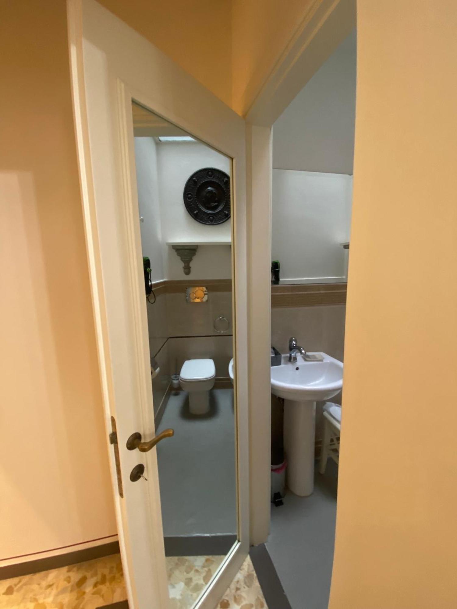 Palazzo Mari Suite & Rooms B&B Montevarchi Extérieur photo