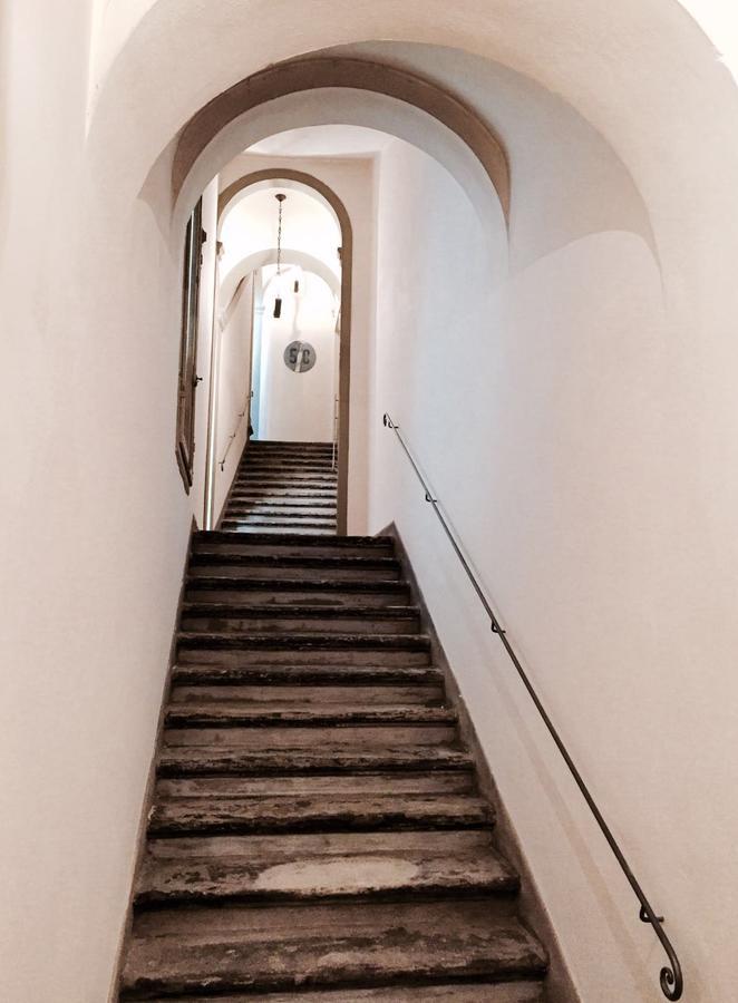 Palazzo Mari Suite & Rooms B&B Montevarchi Extérieur photo