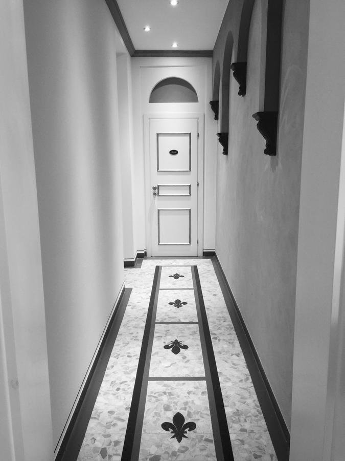 Palazzo Mari Suite & Rooms B&B Montevarchi Extérieur photo